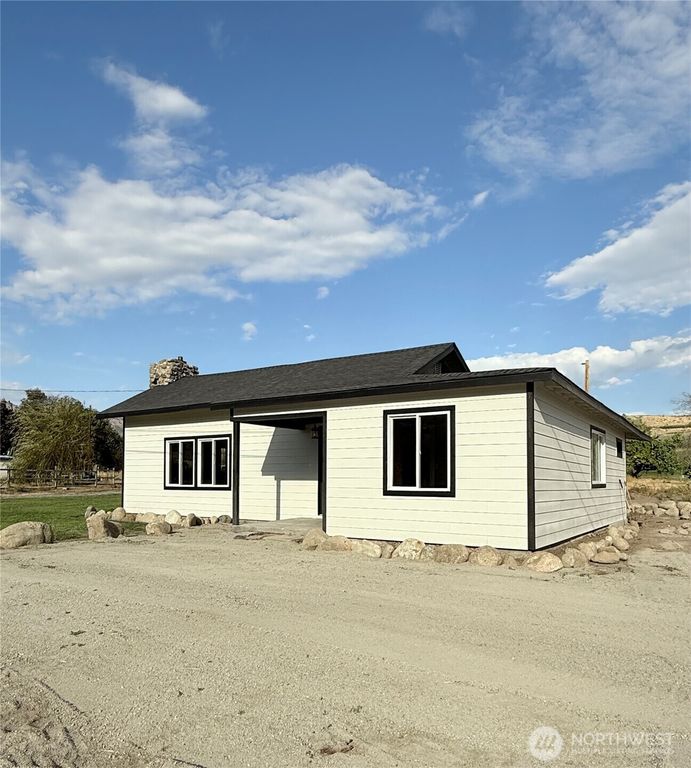 1719 Old Hwy 97, Okanogan, WA 98840