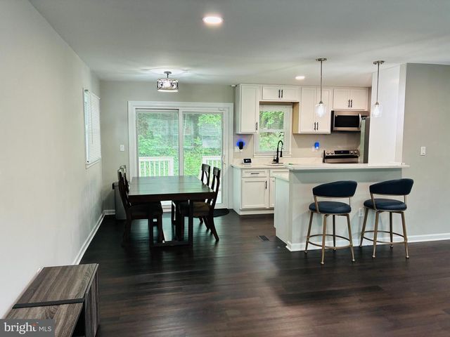 1827 HYLTON AVE, Woodbridge, VA 22191
