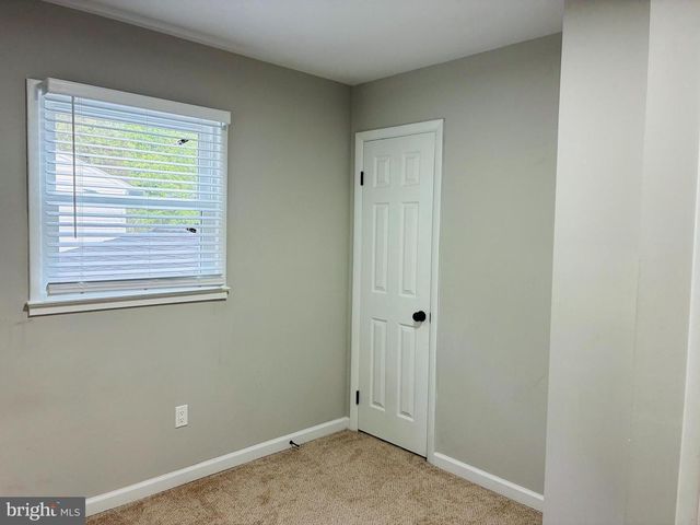 1827 HYLTON AVE, Woodbridge, VA 22191