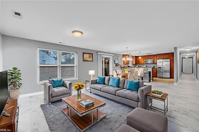 5616 Paca LN, Virginia Beach, VA 23462