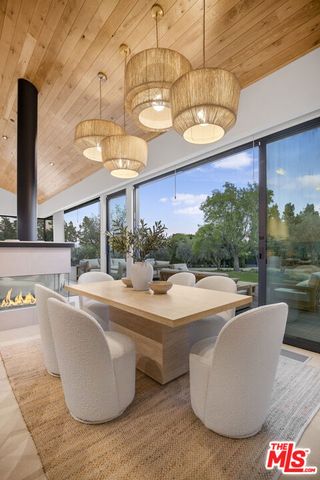 1754 Lechusa Road, Malibu, CA 90265