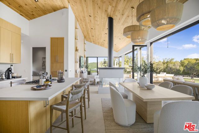 1754 Lechusa Road, Malibu, CA 90265