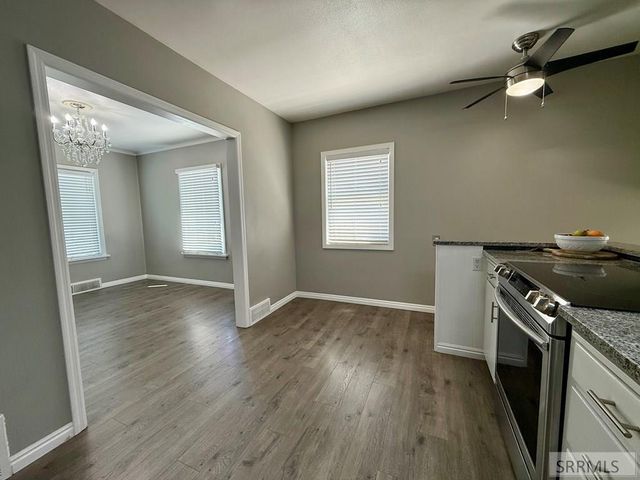 280 E 18th Street, Idaho Falls, ID 83404