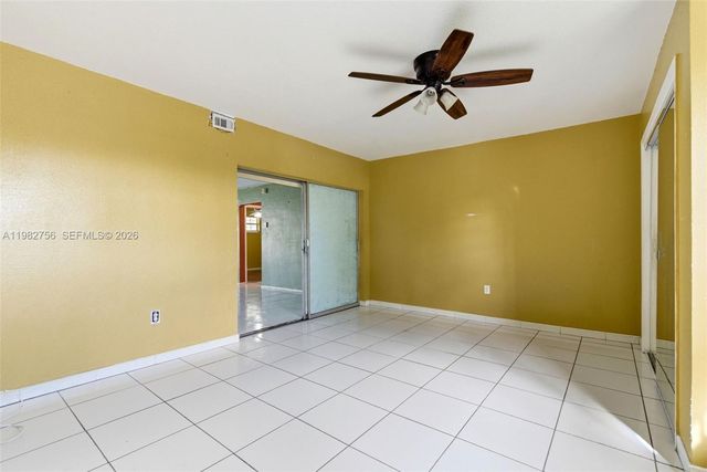 6600 NW 26th St, Sunrise, FL 33313