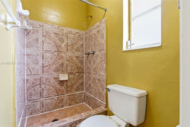 6600 NW 26th St, Sunrise, FL 33313