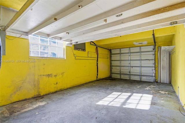 6600 NW 26th St, Sunrise, FL 33313