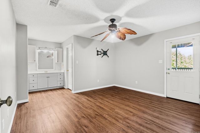 137 Langston Lane, Beebe, AR 72012