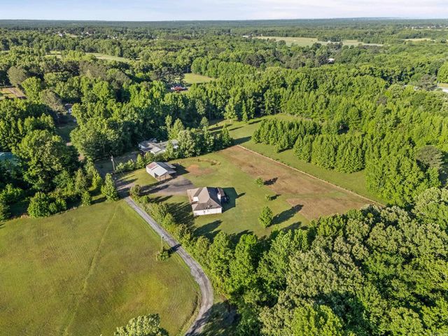 137 Langston Lane, Beebe, AR 72012