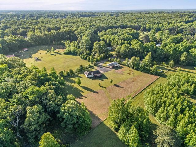 137 Langston Lane, Beebe, AR 72012
