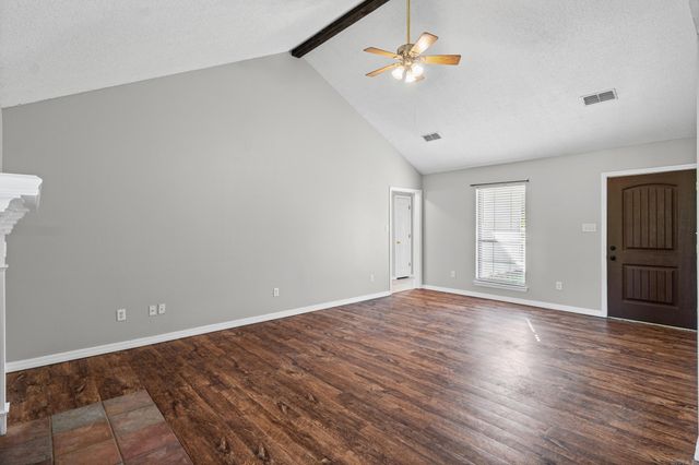 137 Langston Lane, Beebe, AR 72012