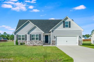 148 Uzzell Road, Hubert, NC 28539