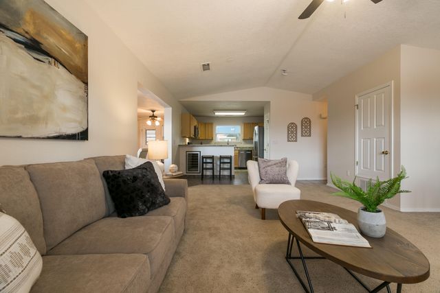 1365 KRAFT Place SE, Rio Rancho, NM 87124