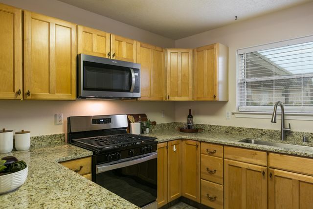 1365 KRAFT Place SE, Rio Rancho, NM 87124