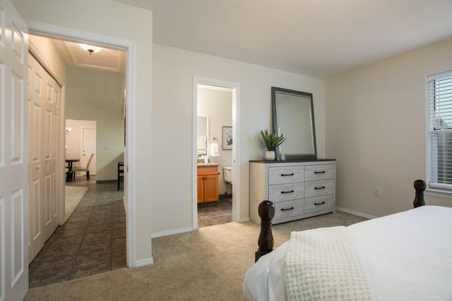 1365 KRAFT Place SE, Rio Rancho, NM 87124