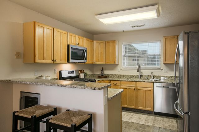 1365 KRAFT Place SE, Rio Rancho, NM 87124