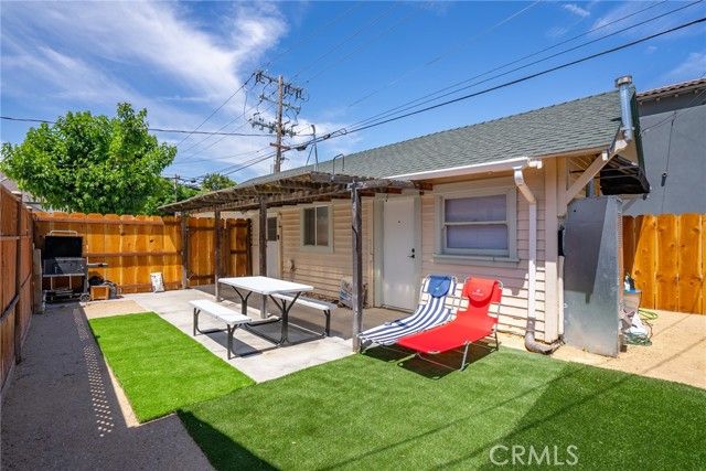 1444 Oak Street, Paso Robles, CA 93446