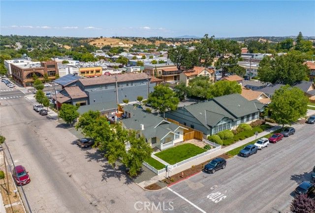 1444 Oak Street, Paso Robles, CA 93446