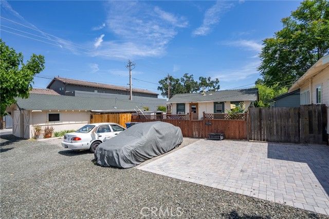 1444 Oak Street, Paso Robles, CA 93446