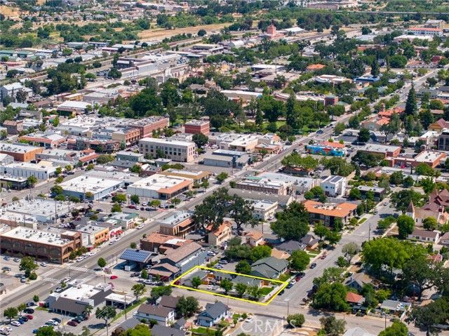 1444 Oak Street, Paso Robles, CA 93446