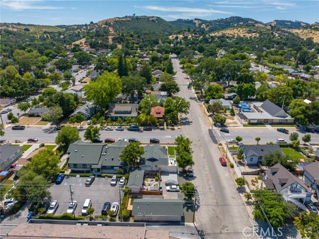 1444 Oak Street, Paso Robles, CA 93446