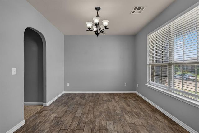 11309 NW 94th Street, Yukon, OK 73099