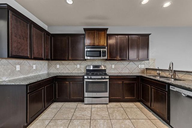 11309 NW 94th Street, Yukon, OK 73099