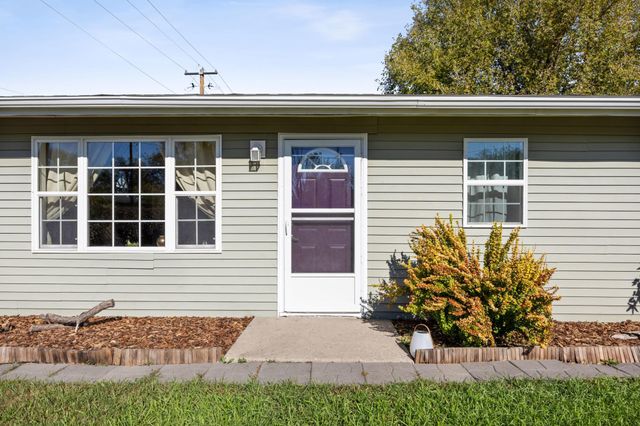 2013 13th Avenue S, Fargo, ND 58103