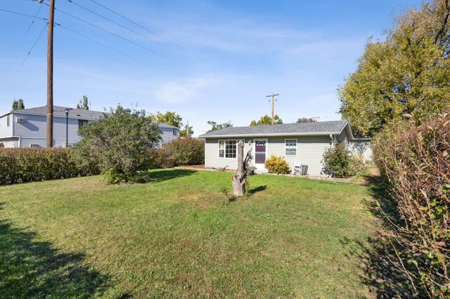 2013 13th Avenue S, Fargo, ND 58103