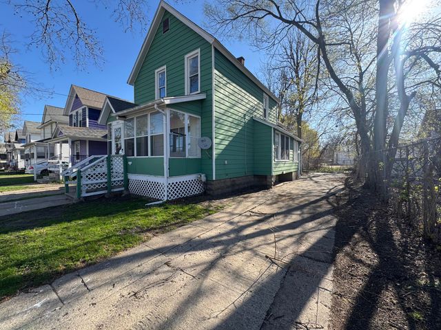 708 Harrison Street, Kalamazoo, MI 49007