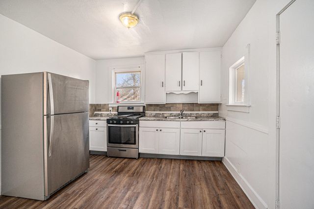 708 Harrison Street, Kalamazoo, MI 49007