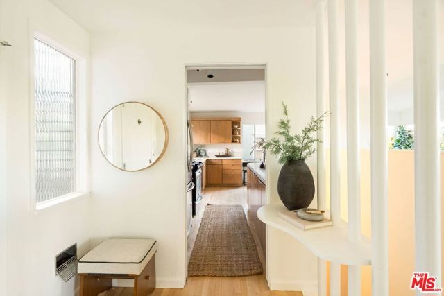 2372 Kenilworth Avenue, Los Angeles, CA 90039