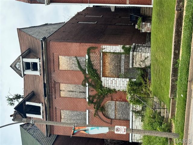 743 N Euclid Avenue, St Louis, MO 63108