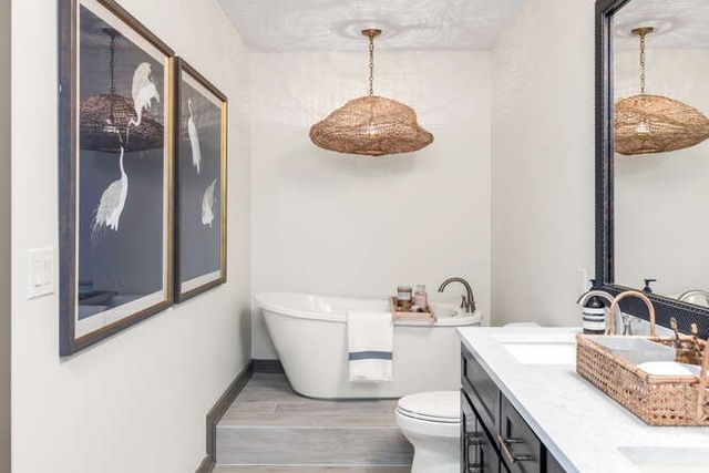 301 Demonbreun St Unit 814, Nashville, TN 37201