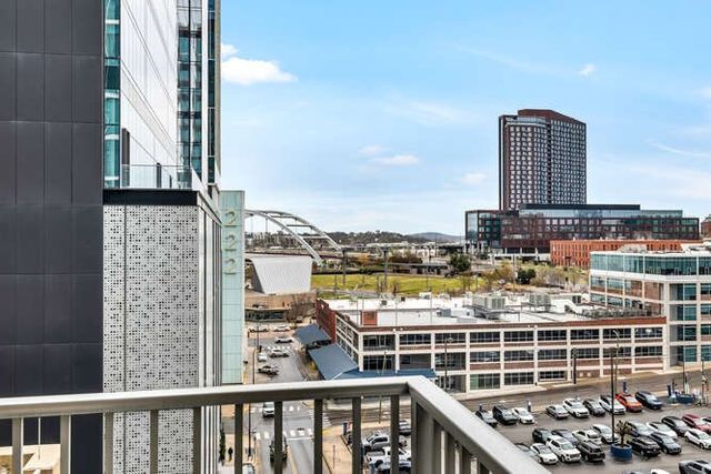301 Demonbreun St Unit 814, Nashville, TN 37201