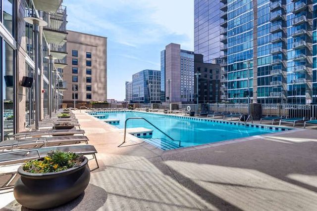 301 Demonbreun St Unit 814, Nashville, TN 37201