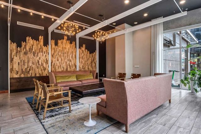 301 Demonbreun St Unit 814, Nashville, TN 37201