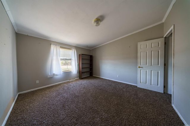 523 E Red Barn Road, Cave City, AR 72521