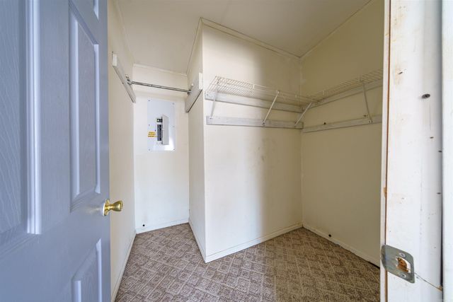 523 E Red Barn Road, Cave City, AR 72521