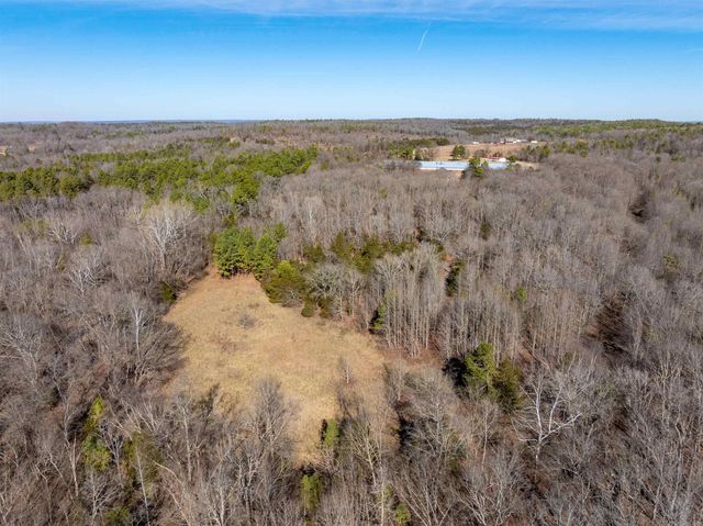 523 E Red Barn Road, Cave City, AR 72521