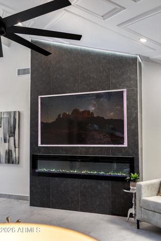 8541 E THOMAS Road, Scottsdale, AZ 85251