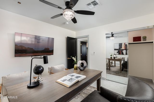 8541 E THOMAS Road, Scottsdale, AZ 85251