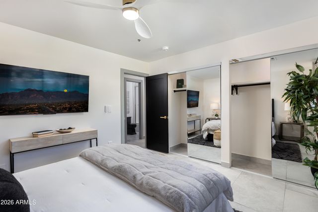 8541 E THOMAS Road, Scottsdale, AZ 85251