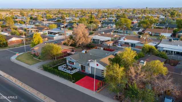 8541 E THOMAS Road, Scottsdale, AZ 85251