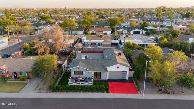 8541 E THOMAS Road, Scottsdale, AZ 85251