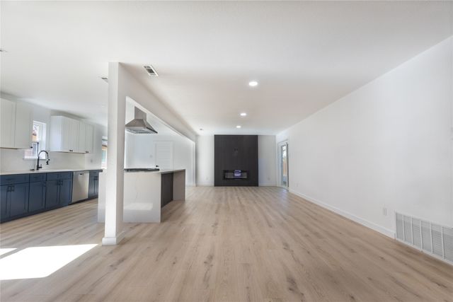 10023 Kirkhaven Drive, Dallas, TX 75238