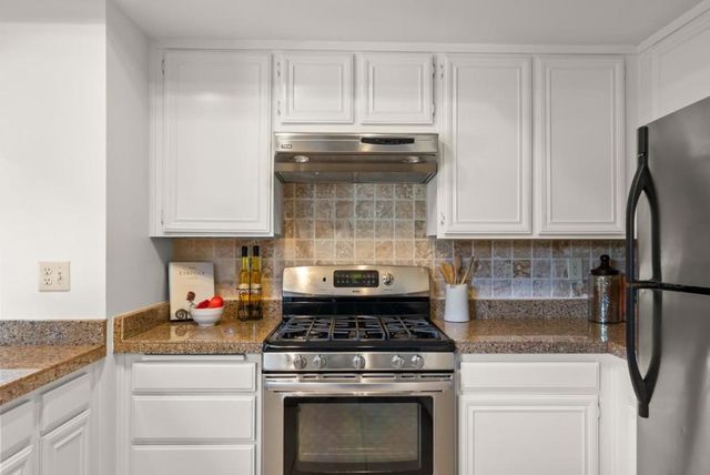 171 Kiely Boulevard, Santa Clara, CA 95051