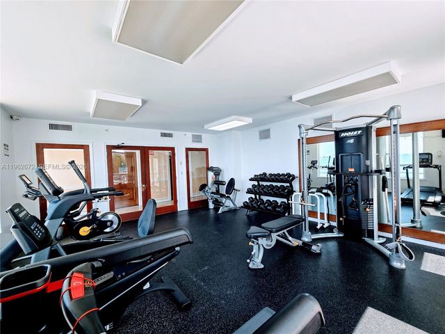 1625 Kennedy Cswy 1207C, North Bay Village, FL 33141