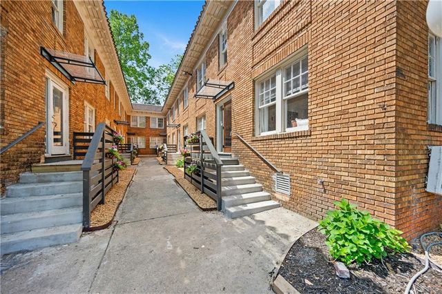 405 4th NE Street 9, Atlanta, GA 30308