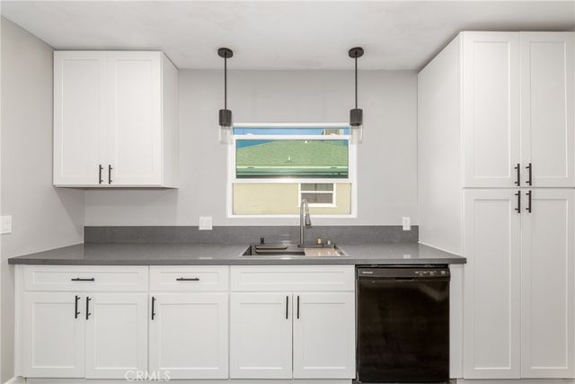 557 E Trenton, San Bernardino, CA 92404