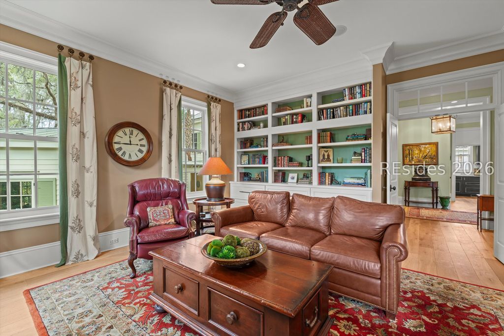 Image 11 of property listing at 34 Oak Pond Psge, Beaufort, SC 29906